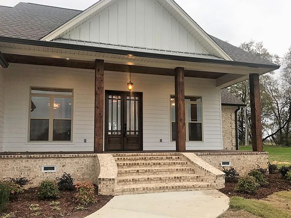 3rd image of 271 Ironwood Dr