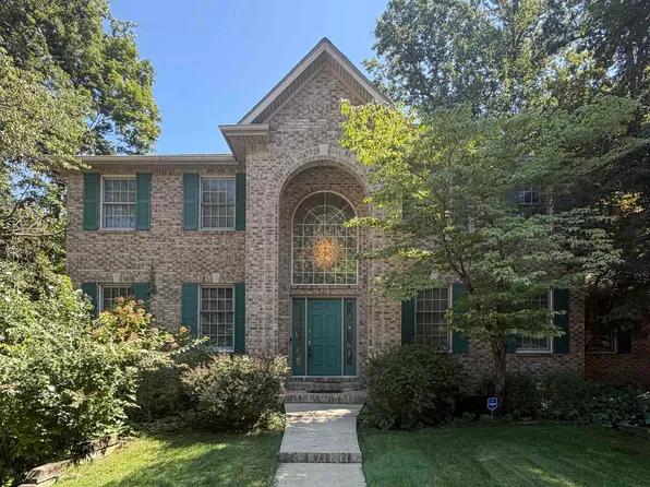 707 Emerald Dr, Lafayette, IN 47905