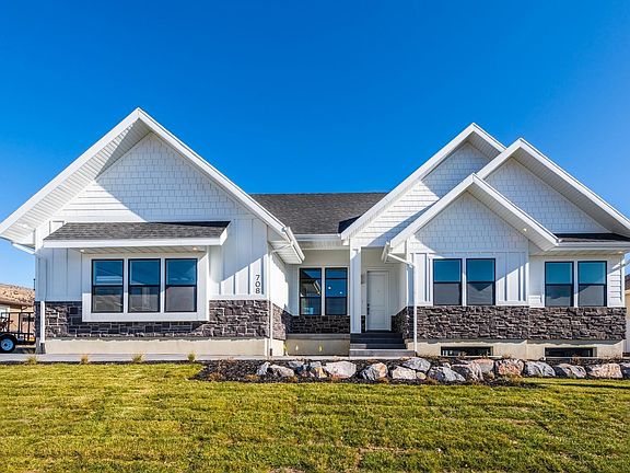 3rd image of 708 N Rolling Hills Dr