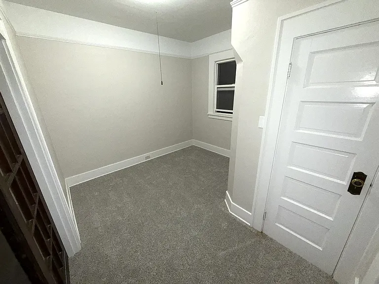 2617 NW 64th St #5 — Photo 5