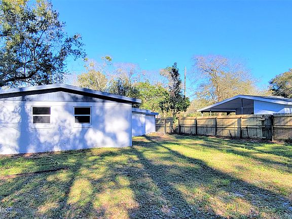 2nd image of 2450 McCarty Dr