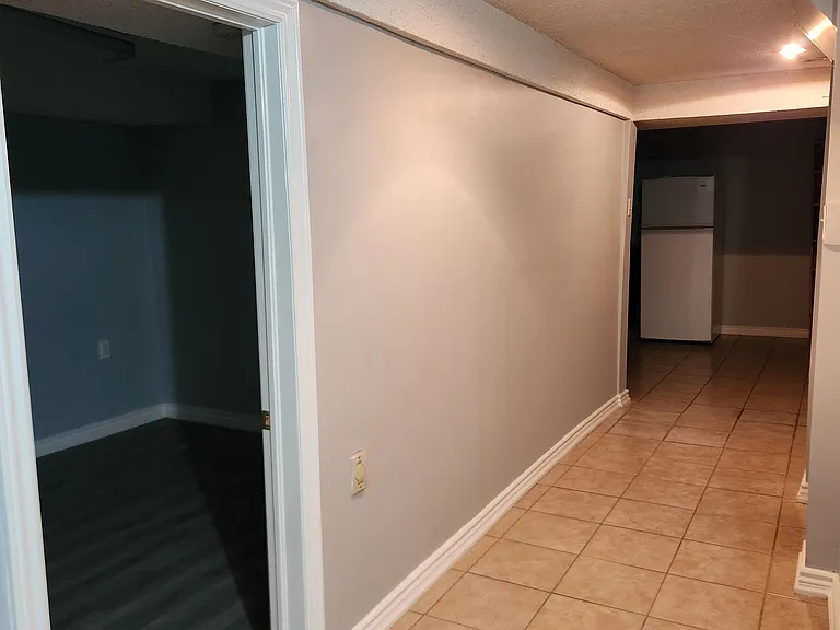 43 Chadwick Dr — Photo 2