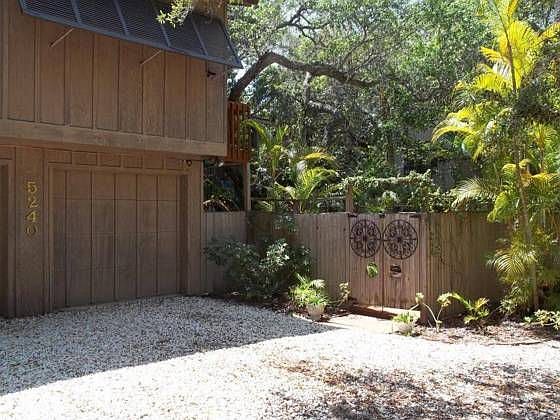1st image of 5240 S Winding Way
