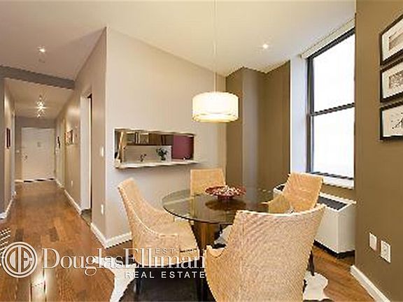 3rd image of 82 Beaver St #Penthouse 05