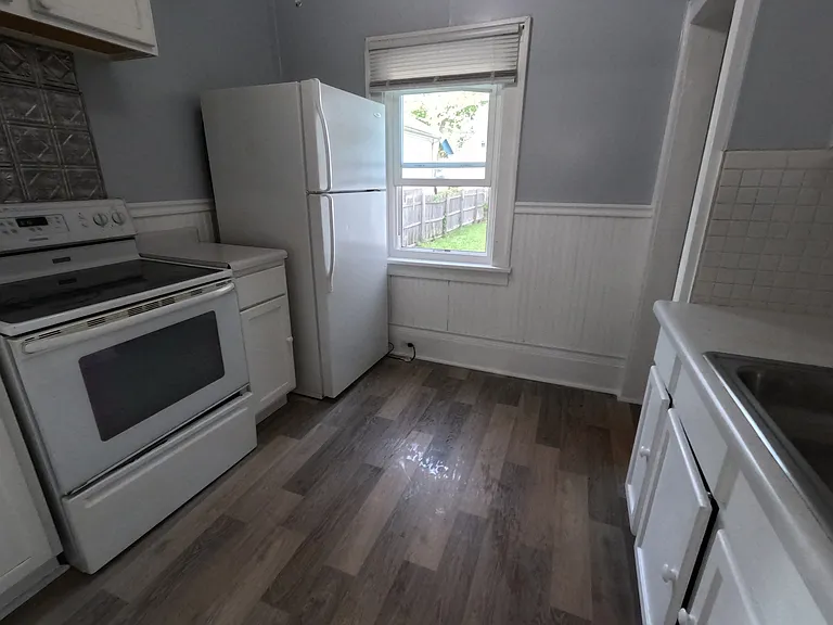738 S 28th St — Photo 4