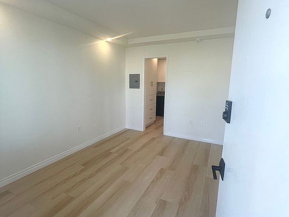 3rd image of 10350-10358 Bellwood Ave #D143c369e
