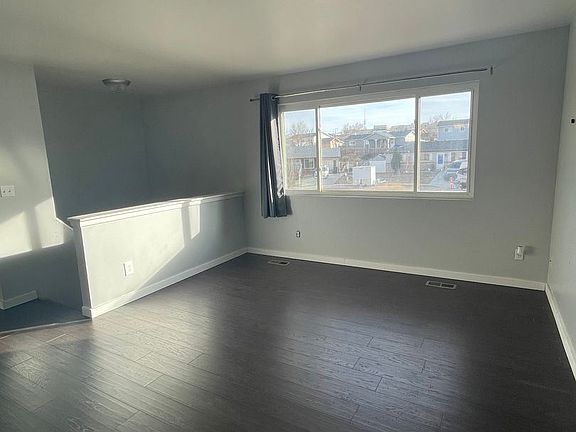 3rd image of 2050 Nielsen Ct