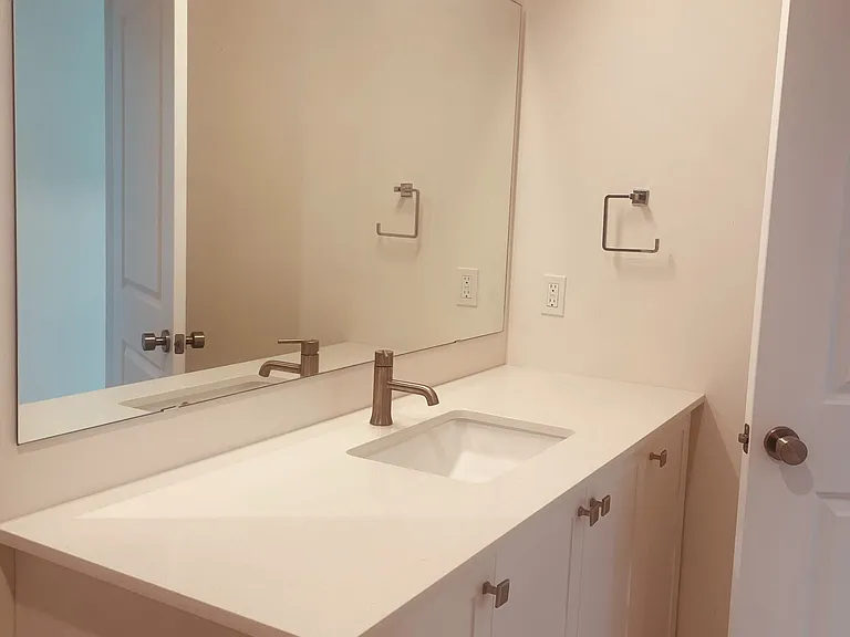 121 Mary St #205 — Photo 11