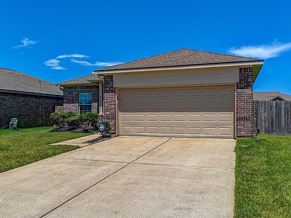 2nd image of 879 Driftwood Ln
