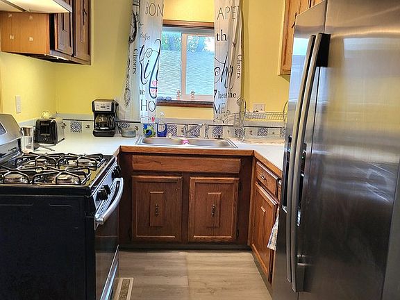 4th image of 2211 W Mulberry St #264
