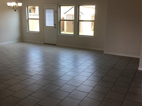 4th image of 316 Lead Creek Dr