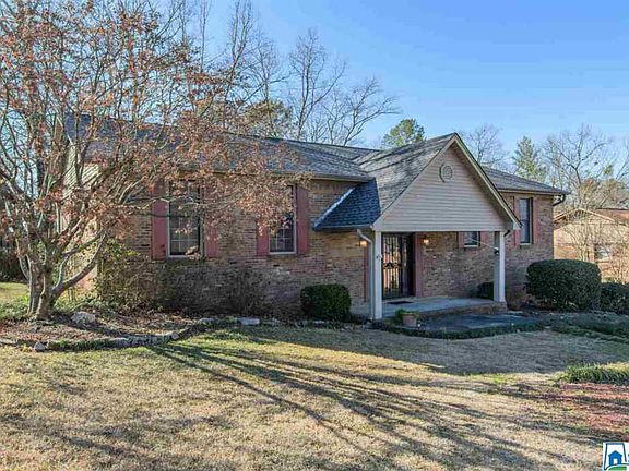 2nd image of 1328 Stonehedge Dr