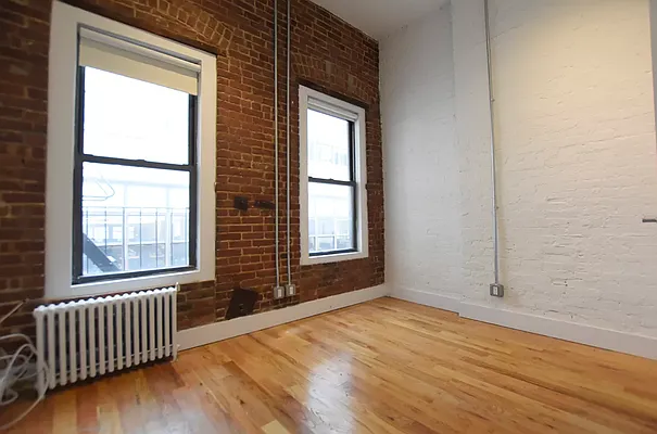 Rented by REAL New York | media 18