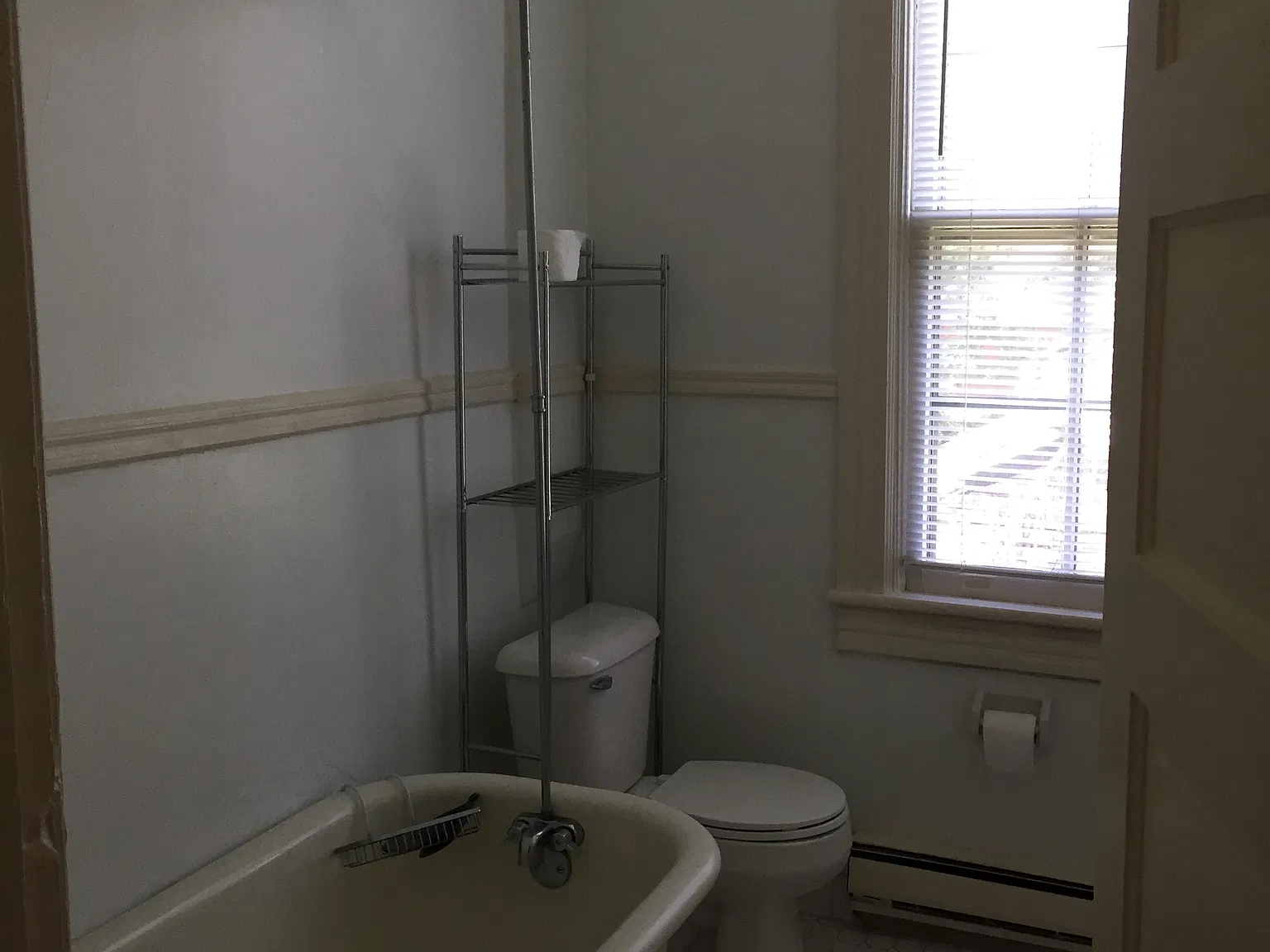 1 bed, 700 sqft, $1,400 — Photo 4