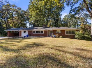 187 J Morgan St, Forest City, NC 28043