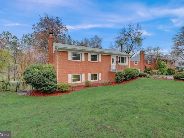 15140 Cloverdale Rd, Woodbridge, VA 22193