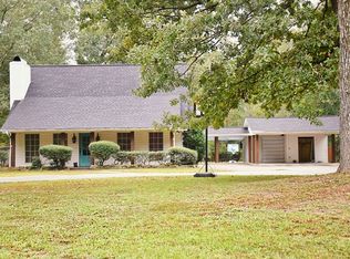 8679 S Us Highway 69, Huntington, TX 75949