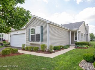 16167 Seneca Lake Cir, Crest Hill, IL 60403