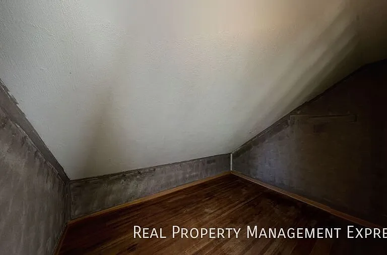1804 S Covell Ave — Photo 12