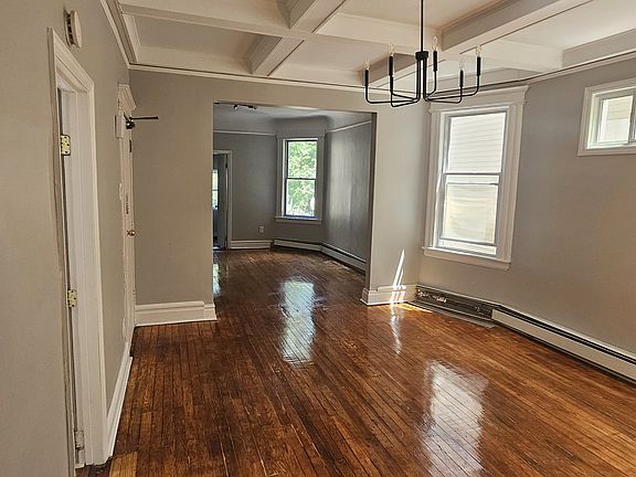 5th image of 69 Linden Ave #2