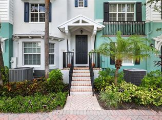 356 W Mallory Cir, Delray Beach, FL 33483