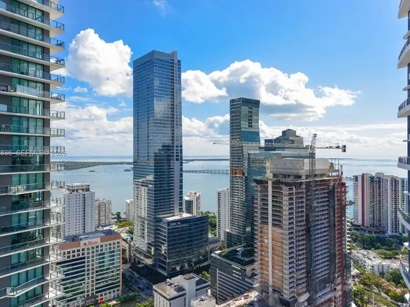 60 SW 13th St APT 3814, Miami, FL 33130