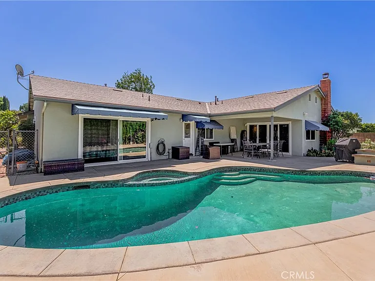 2711 Sweetbriar Dr — Photo 33