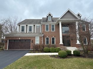 3 Long Cove Ct, Lake In The Hills, IL 60156