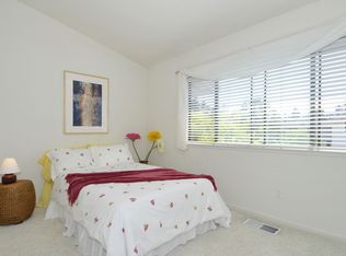 2588 Oak Rd APT 238, Walnut Creek, CA 94597