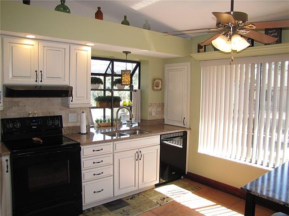 4th image of 1841 Lake Cypress Dr