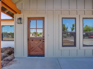 373 E Tremaine Dr, Chandler, AZ 85225