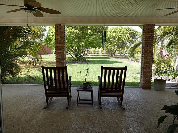 Screened in terrace