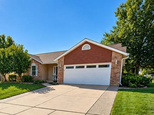 917 Burn Oak Dr, Saint Charles, MO 63303