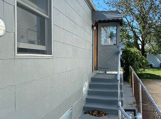 8156 264th St, Glen Oaks, NY 11004
