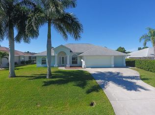 15 Sportsman Ct, Rotonda West, FL 33947