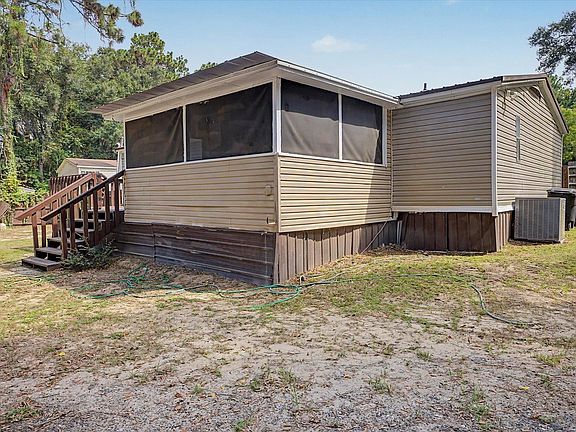 3rd image of 3009 Lilly Rd