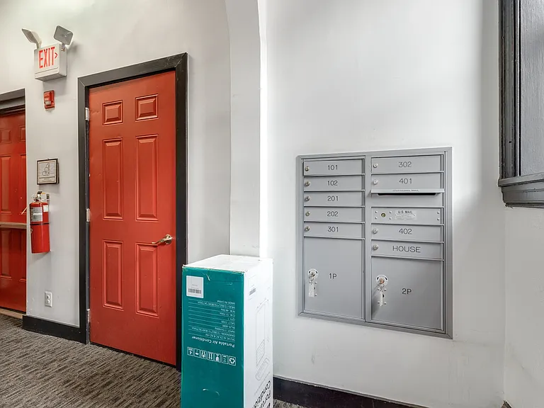 Sanctuary Lofts — Photo 26