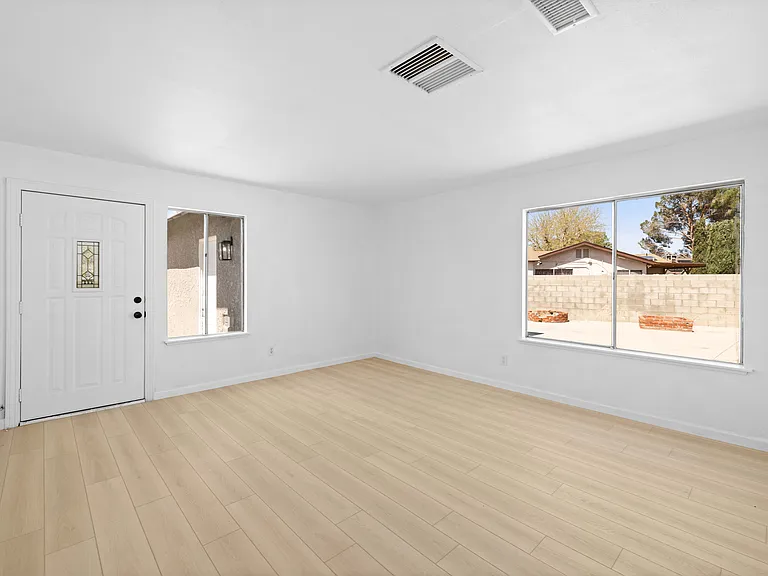 3501 W Avenue K13 — Photo 14