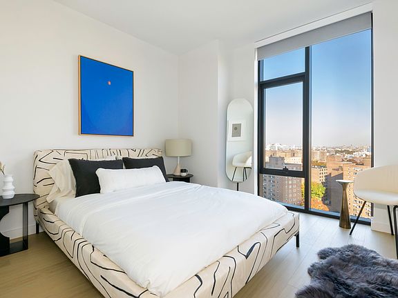 4th image of 196 Willoughby St APT 29D