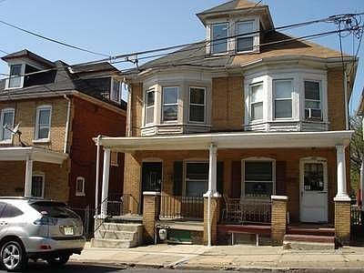2nd image of 371 W Berwick