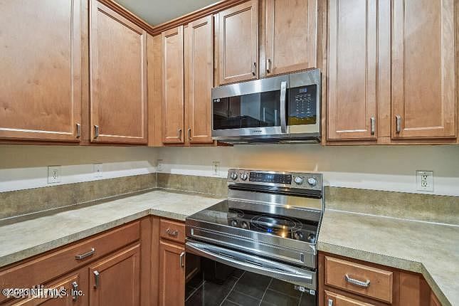 1st image of 12232R Black Walnut Ct