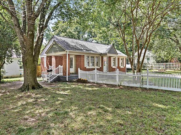 2nd image of 3922 Spottswood Ave