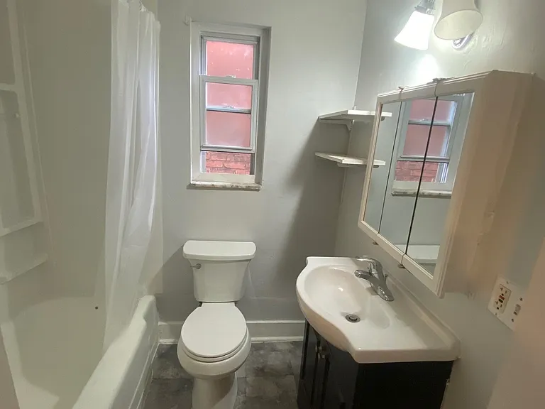 831 Collins Ave #1 — Photo 6