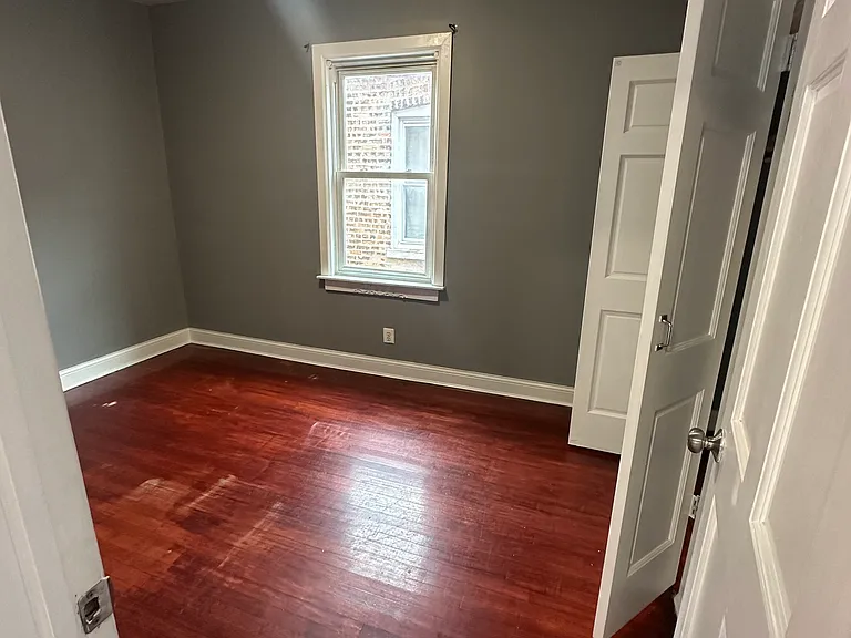 5014 S Artesian Ave #2 — Photo 6