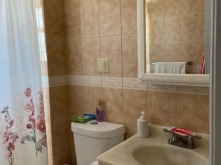 560 Forest St #2 — Photo 6