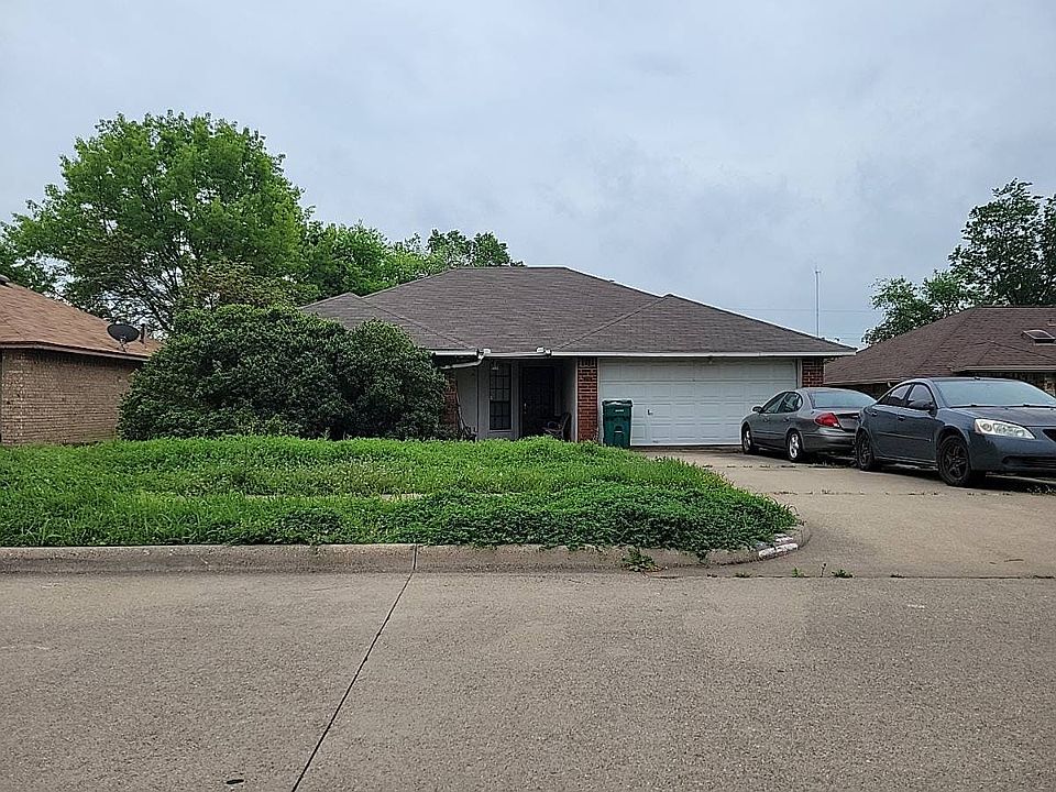 1st image of 216 Oak Meadow Ln