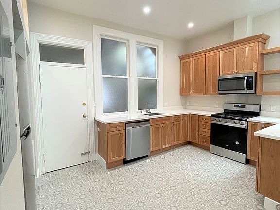 4th image of 1453-59 Grant Ave #50A-52