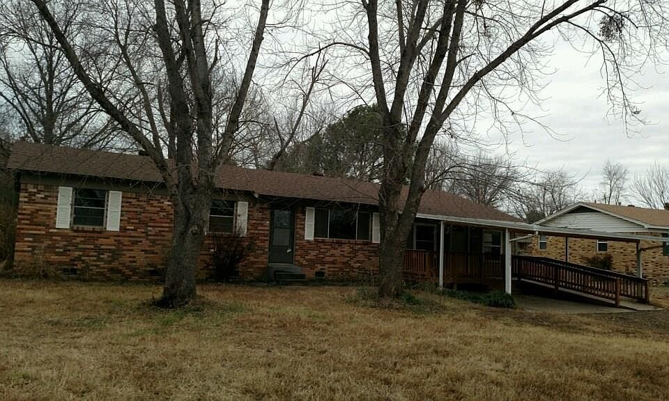 1st image of 1325 Holly Ave