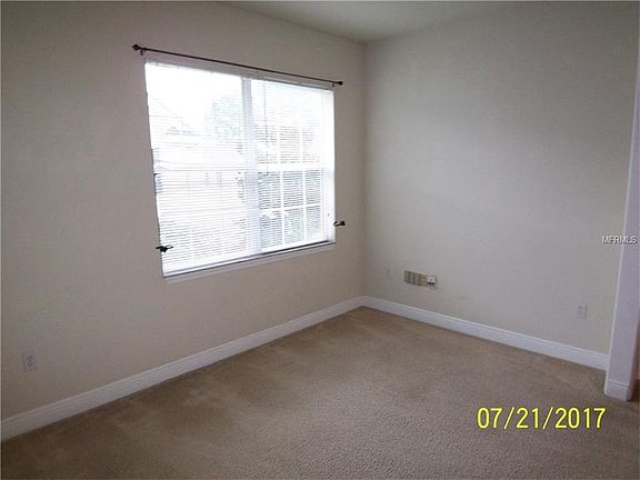 3rd image of 130 Southern Pecan Cir Unit 208