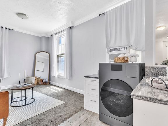 4th image of 29 S State St APT 216